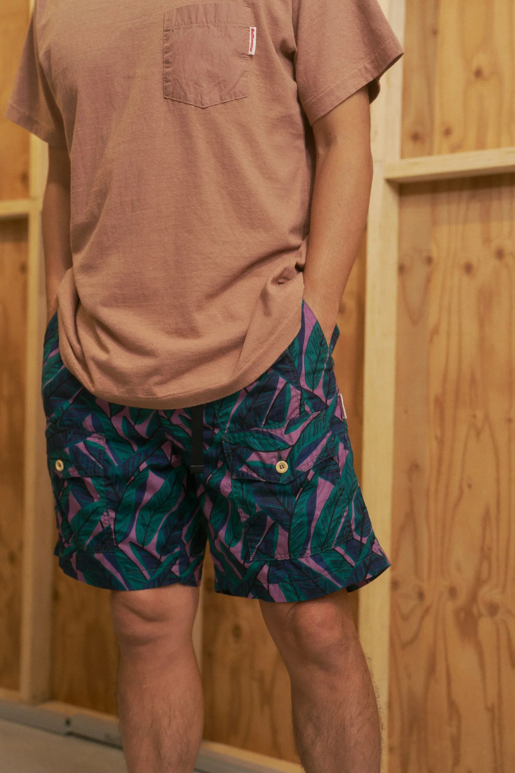 Battenwear x Post O'Alls T&C Shorts - Black Banana Leaf – JAPAN