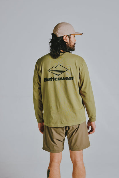 Team L/S Pocket Tee / Olive x Black