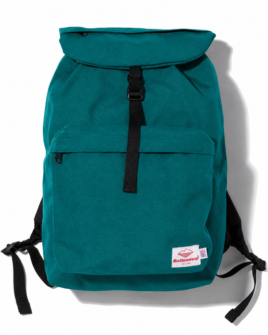 SS27 - Day Hiker - Peacock